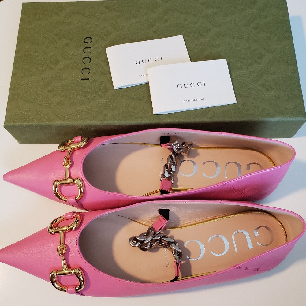 Gucci pink flats